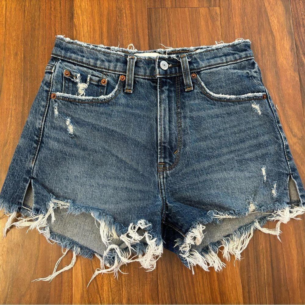Abercrombie & Fitch High Rise Mom Shorts denim distressed shorts